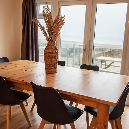 Seaview Beach House Stones Throws From The Sea By Air Premier Seaford Exterior photo